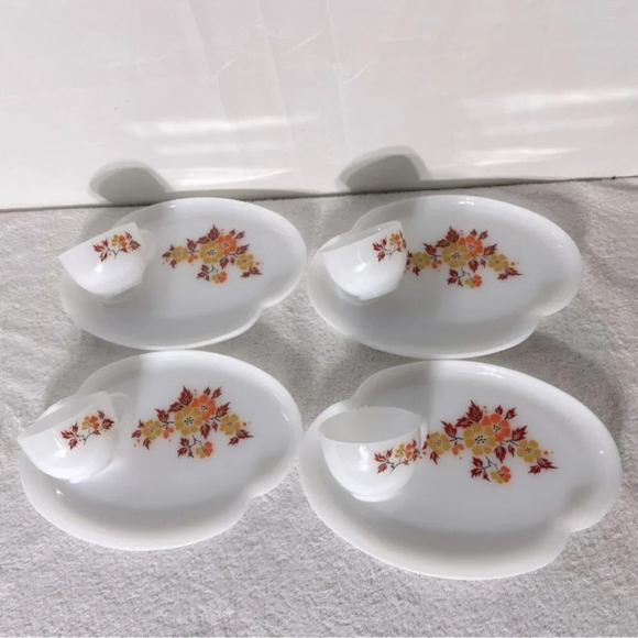 Vintage Federal  Milk Glass Autumn Blossom Tea Cups W Luncheon Plate Sets x4 - Picture 1 of 11